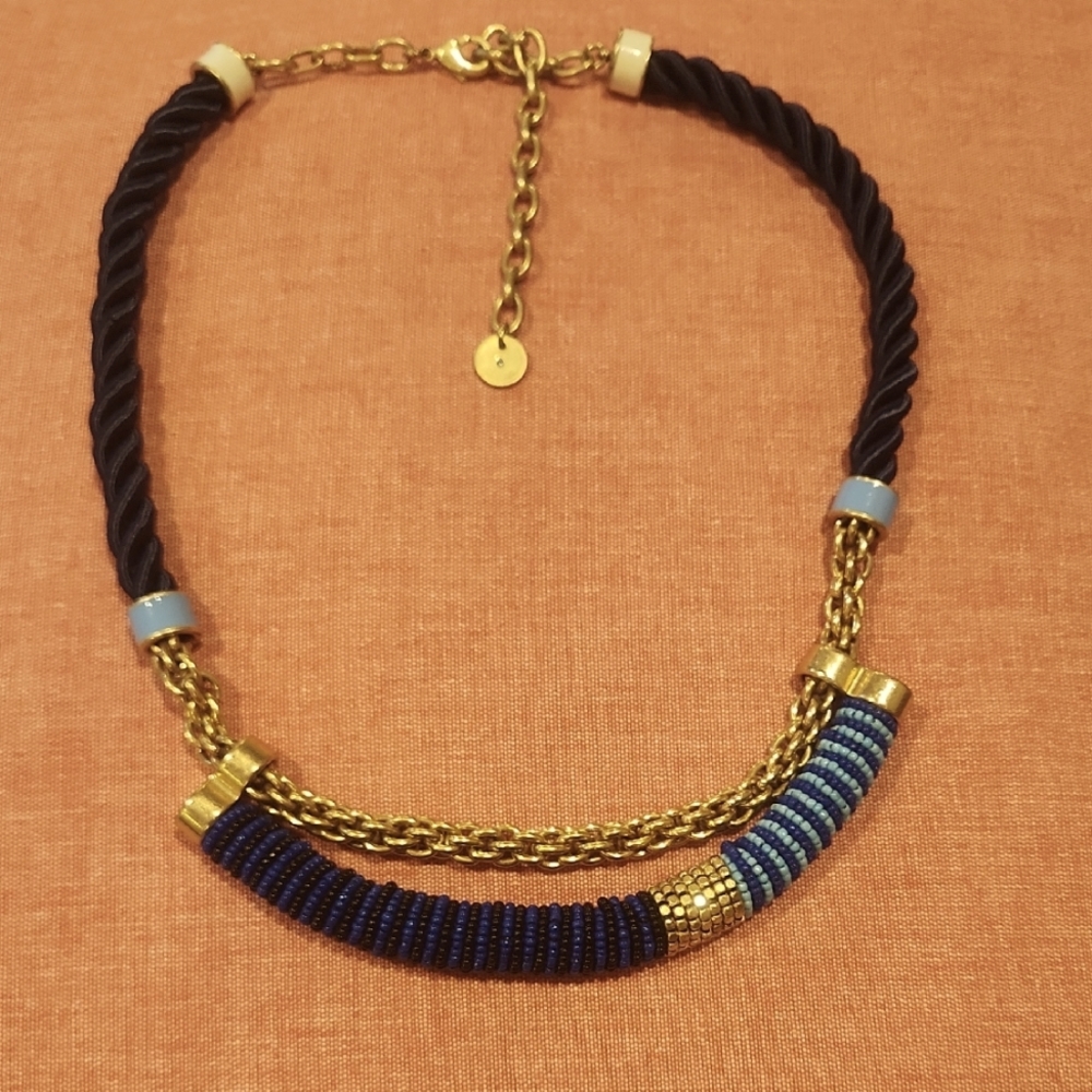 Elegant Blue and Gold Necklace